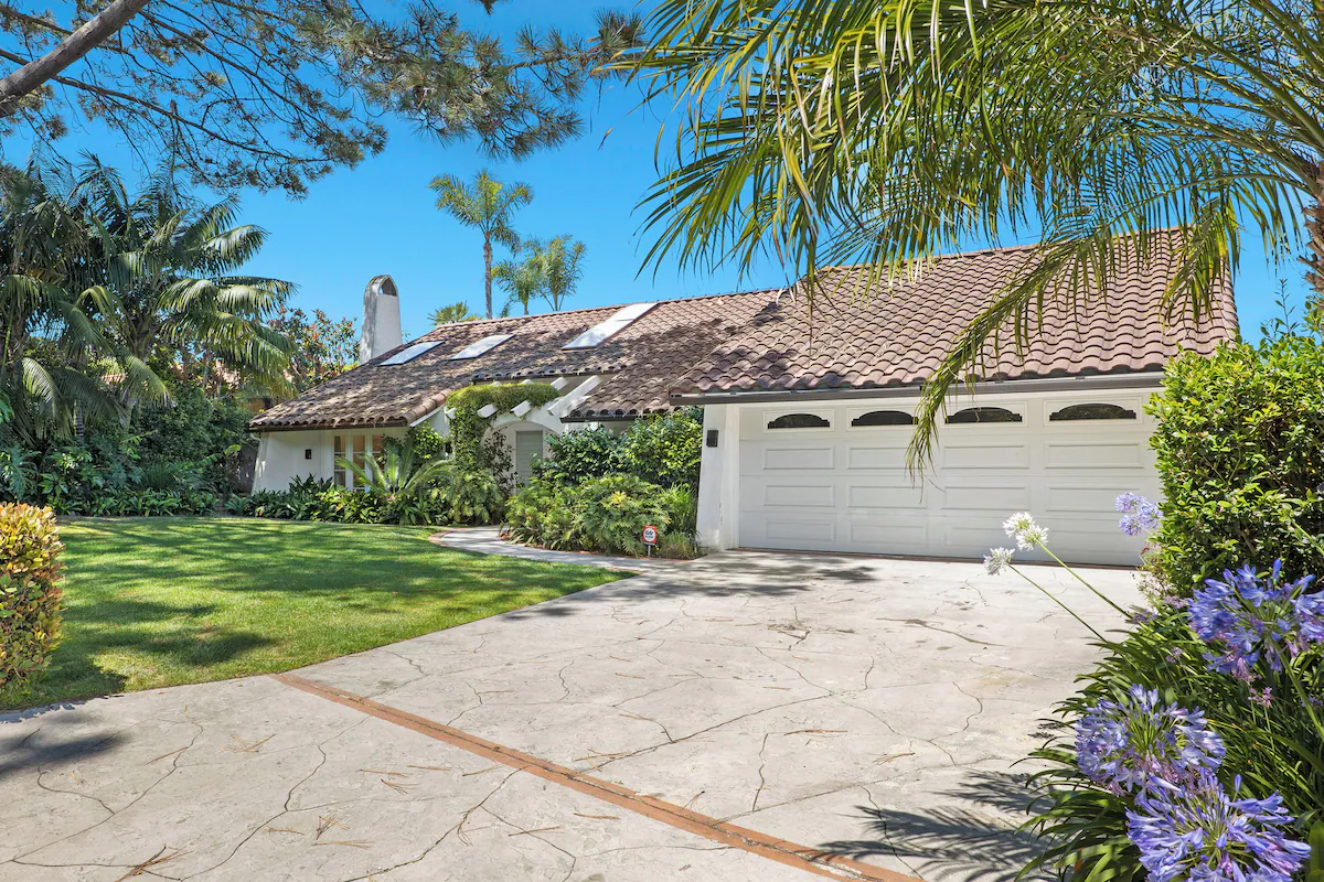 Private Heated Pool and Spa